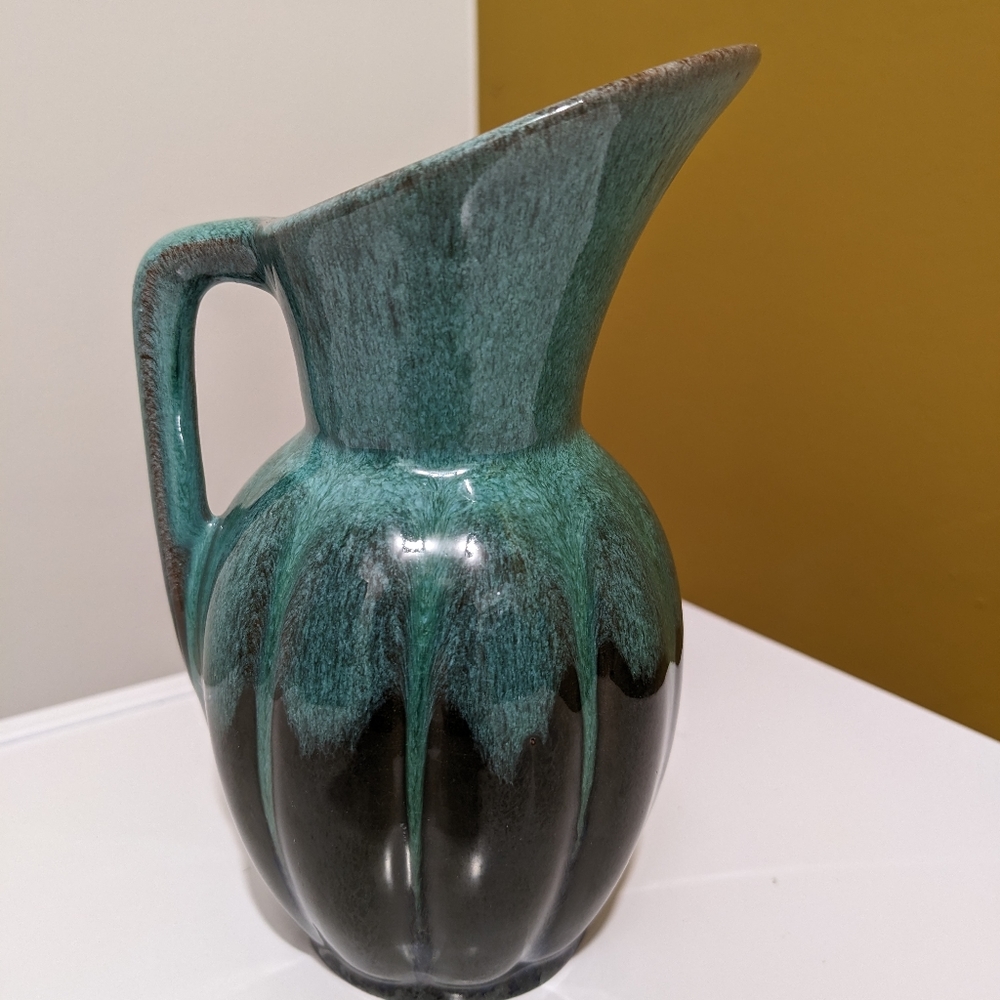 Evangeline Pottery Canada #908